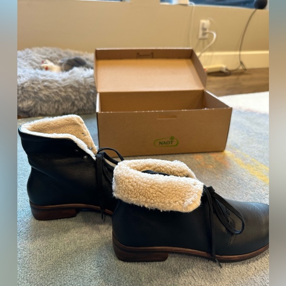 Naot Pali Shoes- Brand new with box - Picture 6 of 7